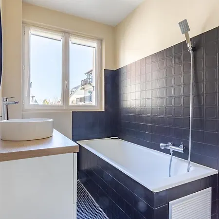 Le Carrousel - Appartement Avec Studio Attenant Deauville Exterior foto